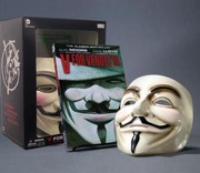 Cover of: V For Vendetta Deluxe Collector Set by 