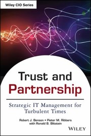Cover of: Strategic It Management Transforming Business In Turbulent Times