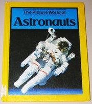 the-picture-world-of-astronauts-cover