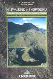 Cover of: Hillwalking in Snowdonia