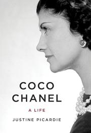 best books about Fashion Designers Coco Chanel: The Legend and the Life